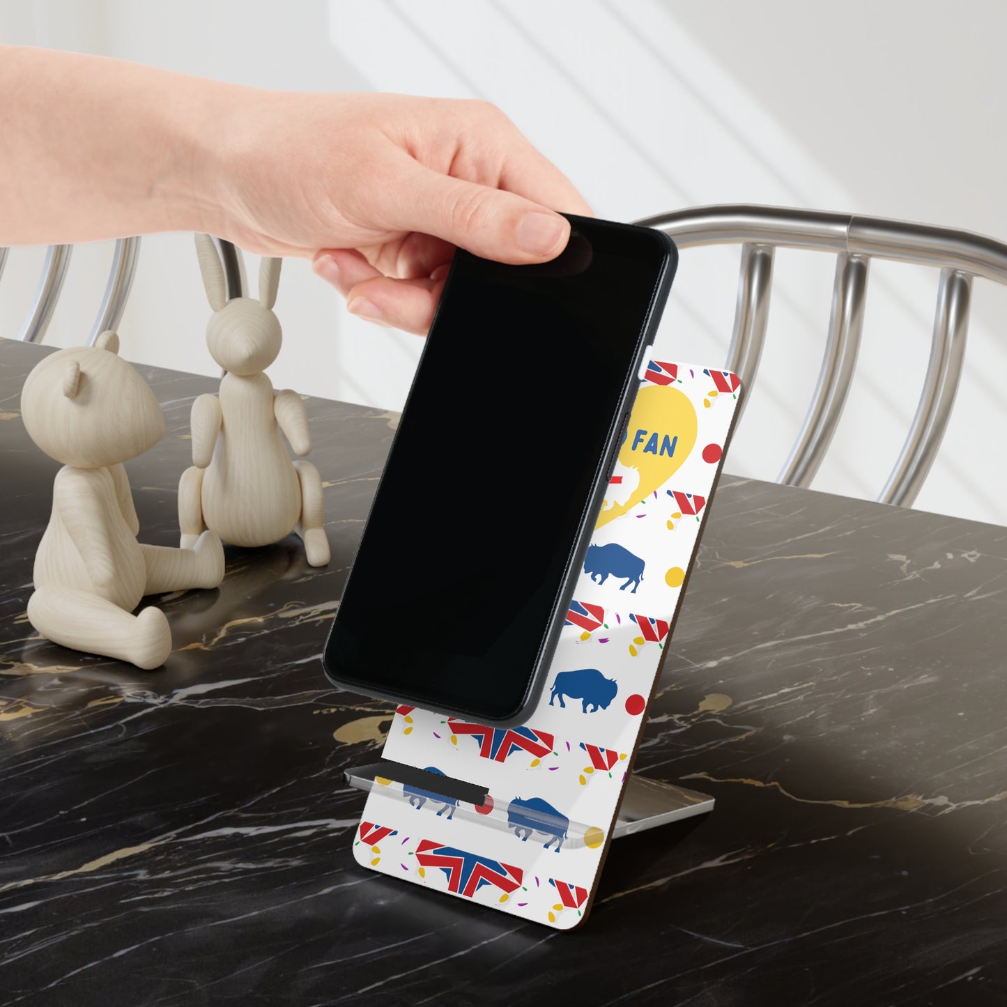 One Buffalo Mobile Display Stand for Smartphones